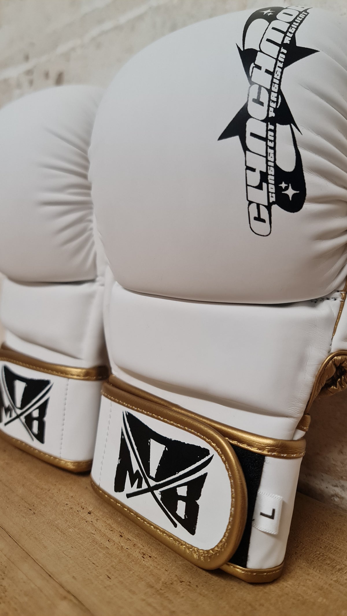 CMX MMA Gloves - White