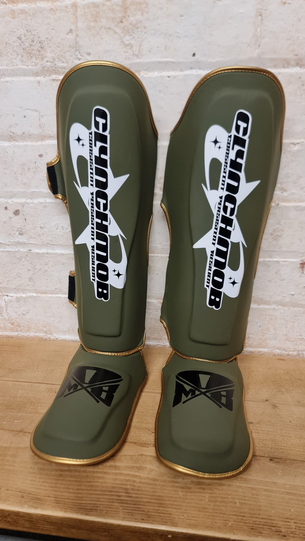 CMX shin guards - Khaki green