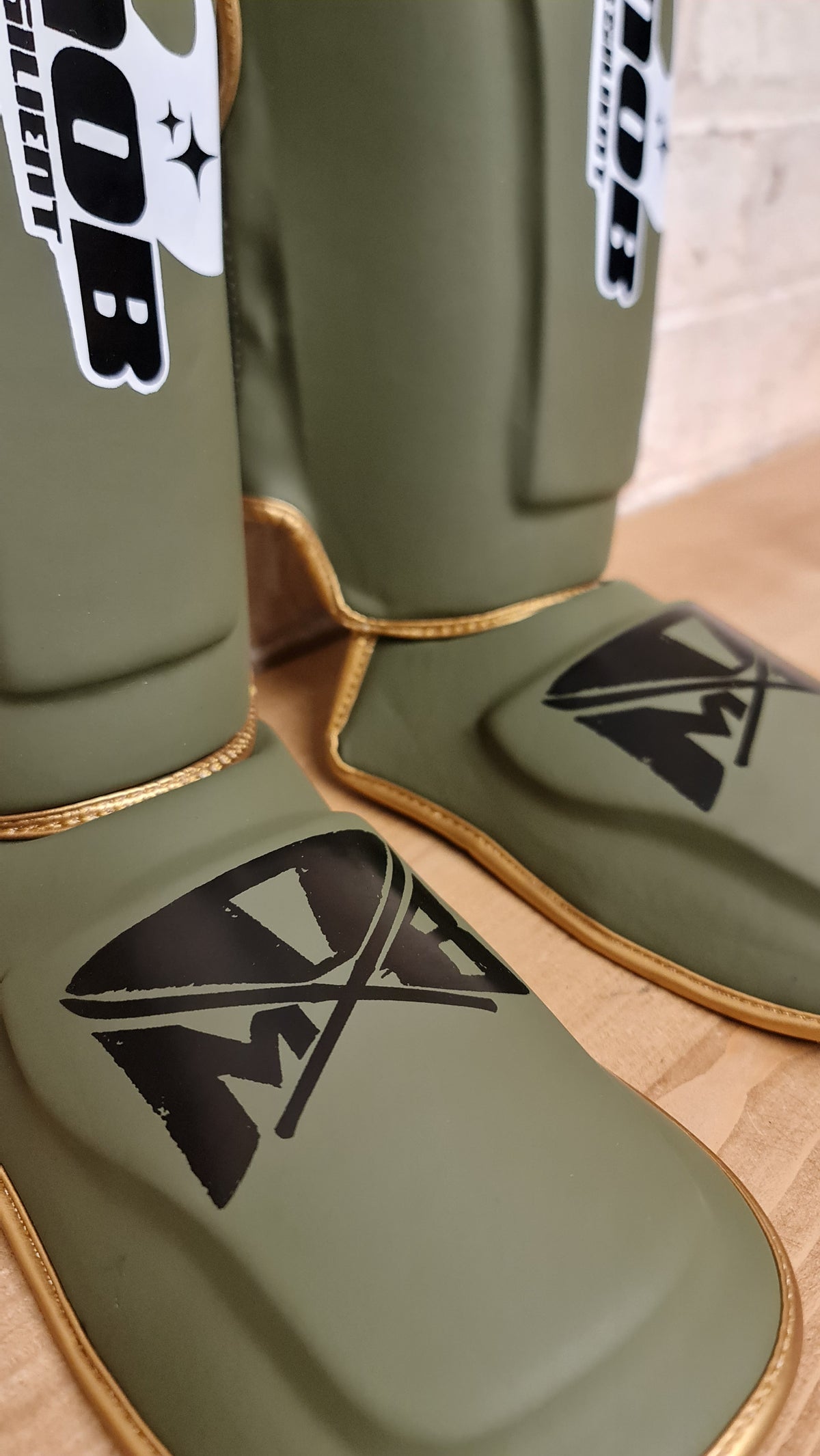 CMX shin guards - Khaki green