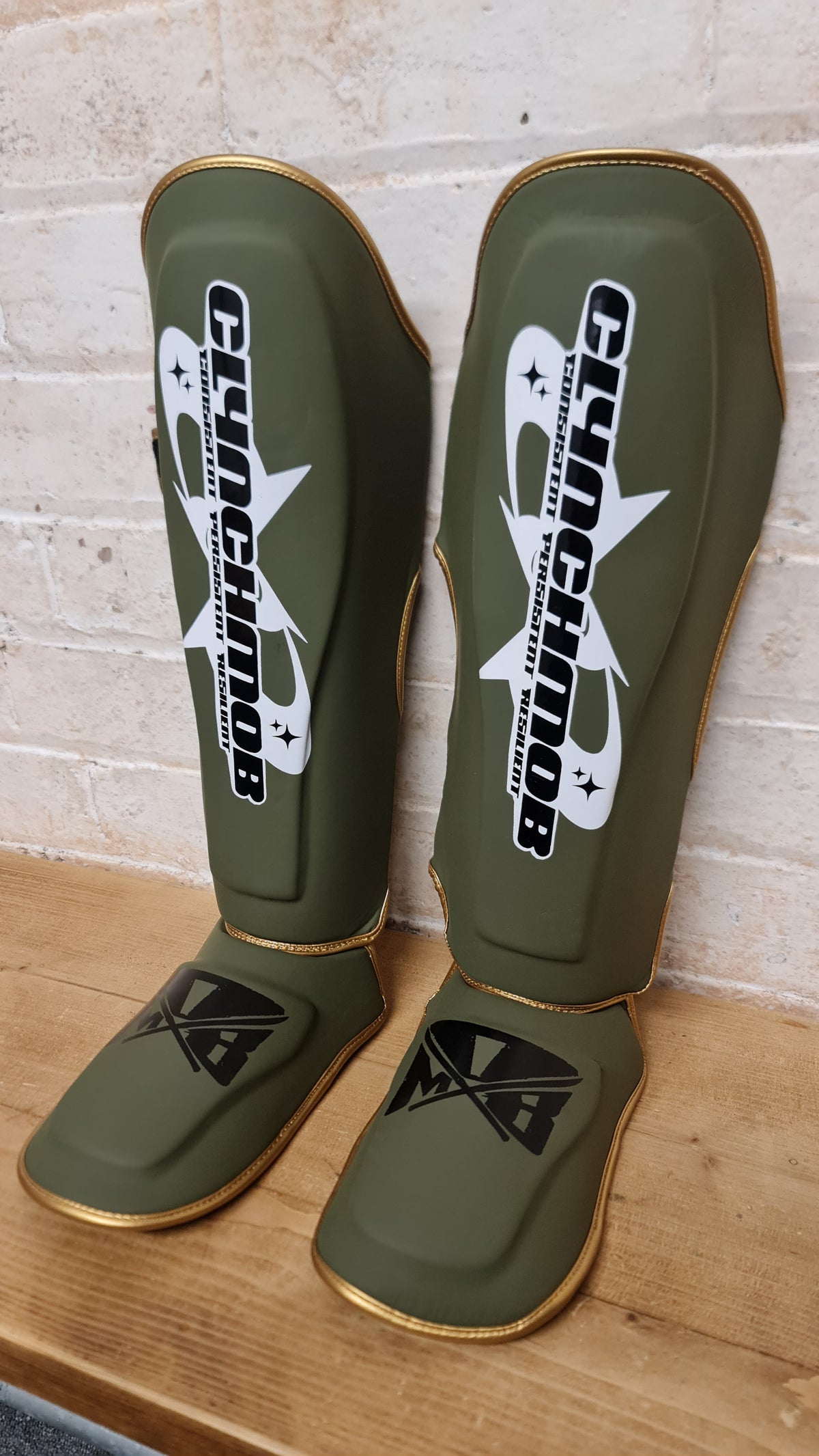 CMX shin guards - Khaki green