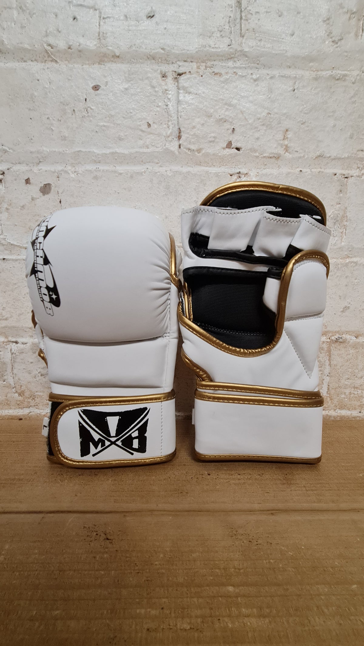 CMX MMA Gloves - White